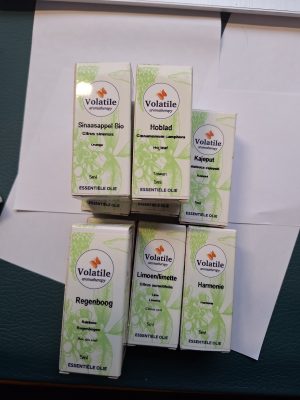 Aroma Therapy ,Vlinder , Hart , Boedha hoofd , Roos,  ( Oliën is Apart maar deze vindt je bij geurstenen ) - Afbeelding 16