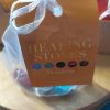 Healing stones 2 verschillende zakjes gevuld met edelstenen