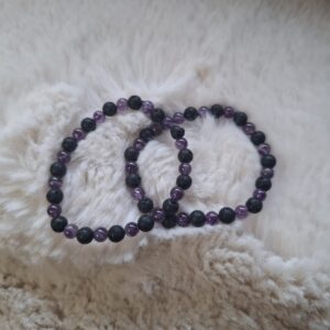 Lava en Amethist armband